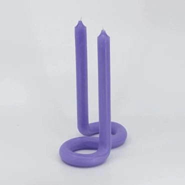 47-best-gifts-for-girlfriend-twist-candle