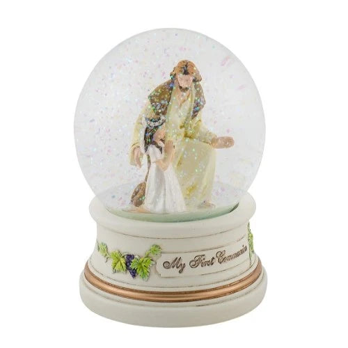 7-first-communion-gifts-glitter-water-globe