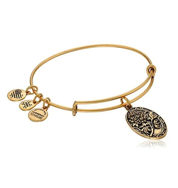 7-push-present-ideas-bangle