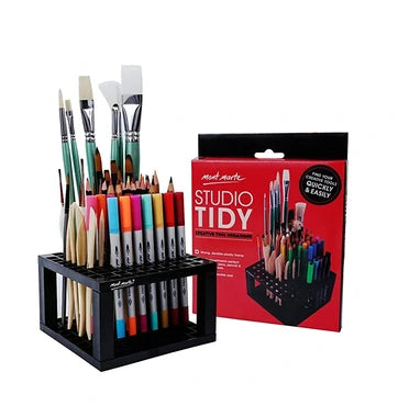 9-gifts-for-artists-pencil-brush-holder