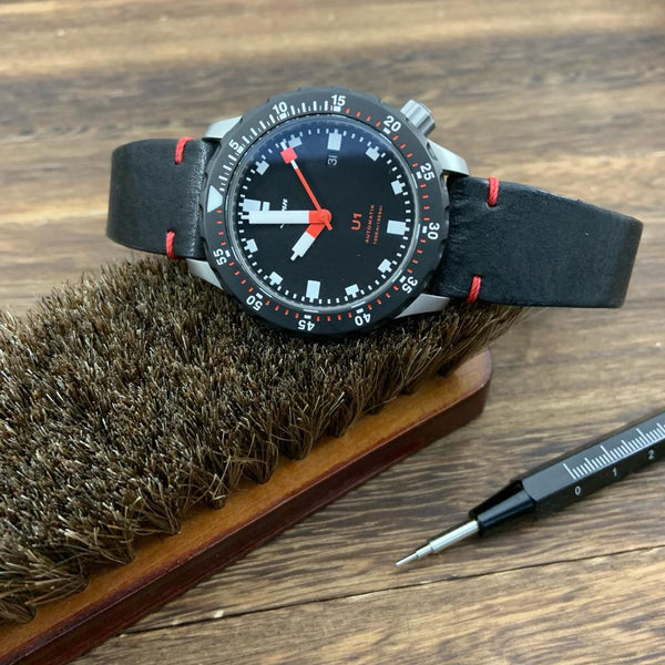 Sinn U1 | Handmade Vintage Nero Leather Watch Strap