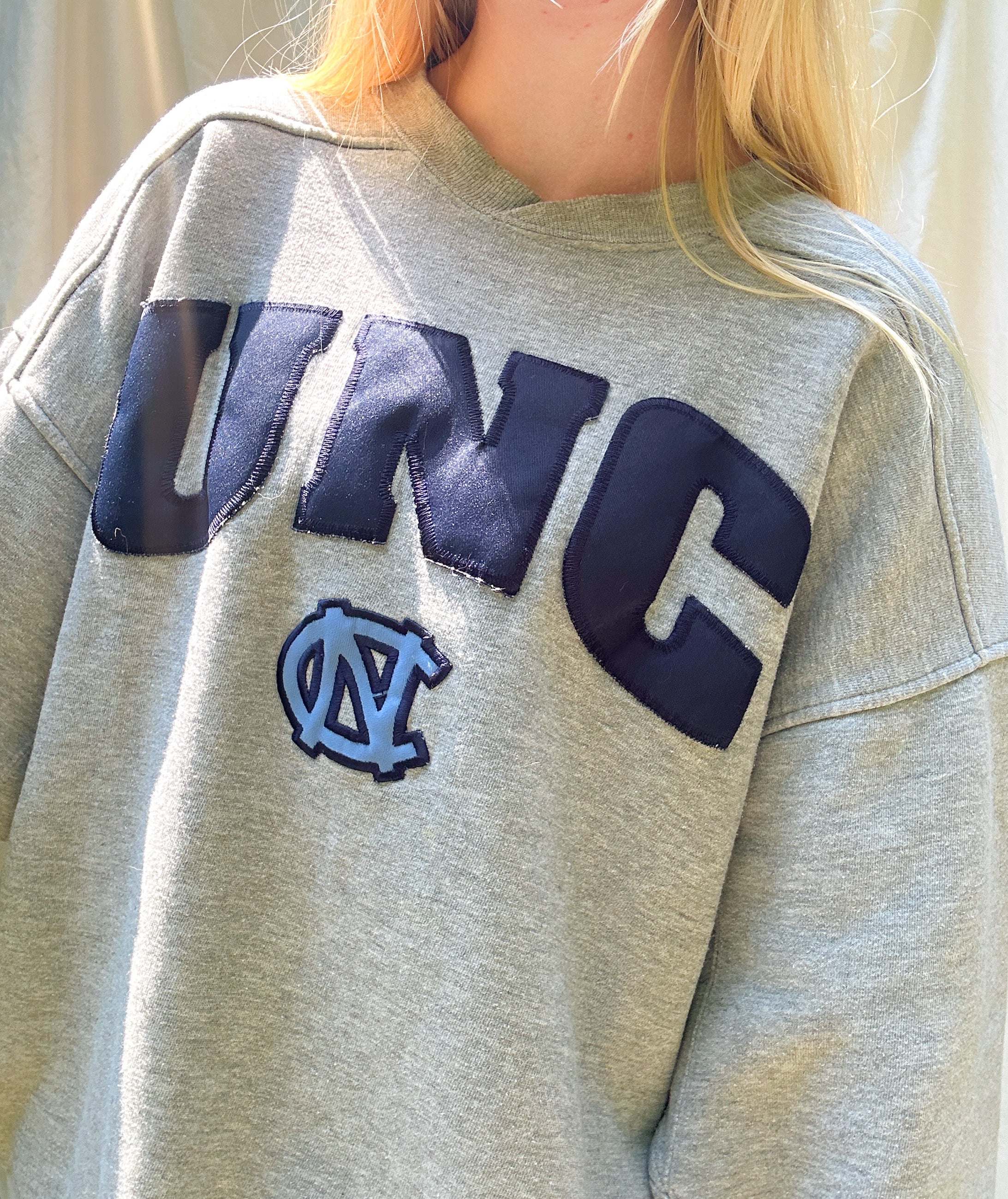  (L) UNC Sweatshirt