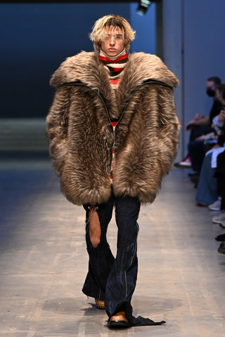 AUTUMN WINTER 2022 LOOK 14