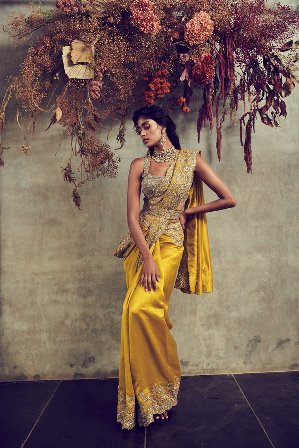 Tantalizing Banarasi Outfits Other Than A Lehenga! | WedMeGood