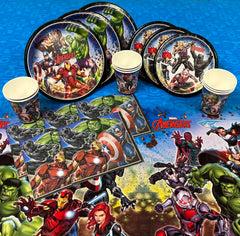 Marvel Avengers 7in Plates