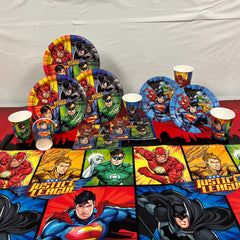 Justice League 9in Plates