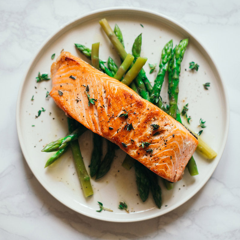 Baked Salmon with Asparagus and Sweet Potato – SlimStyles