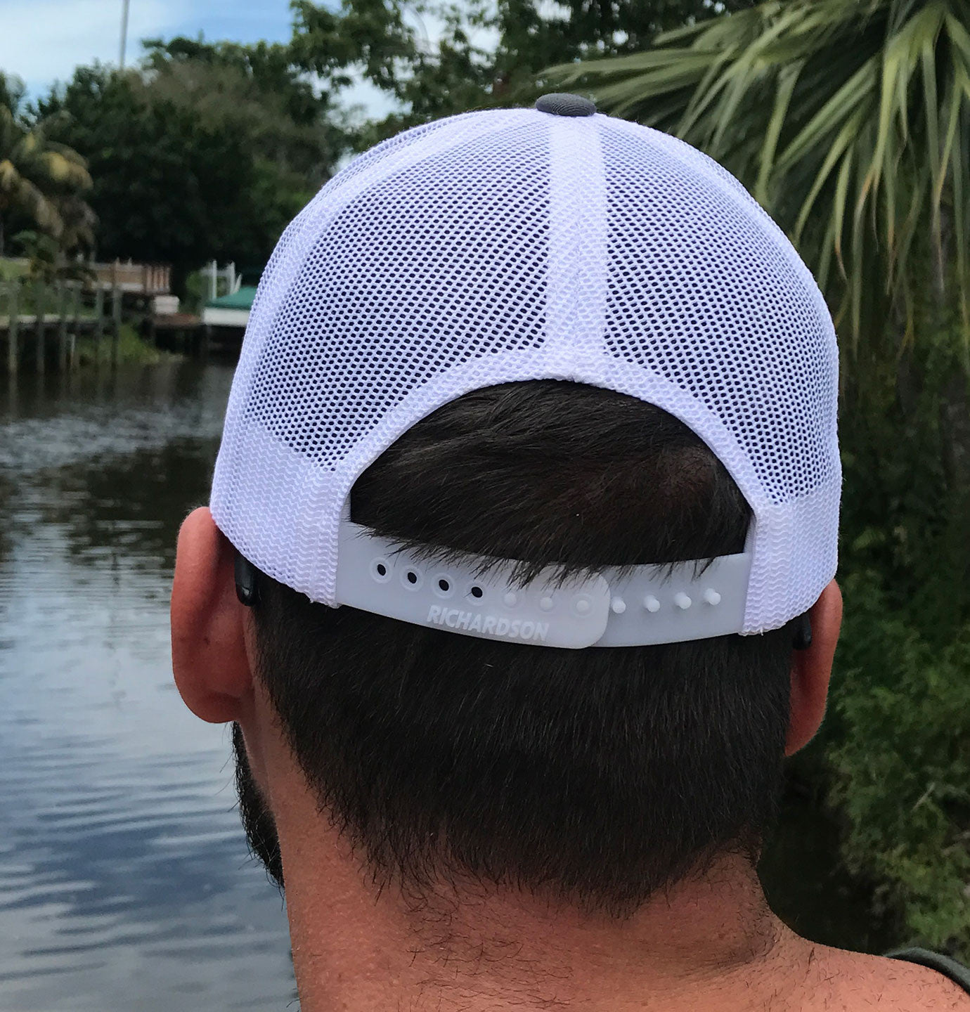 Signature Series Snapback Mesh Trucker Hat - Grey & White