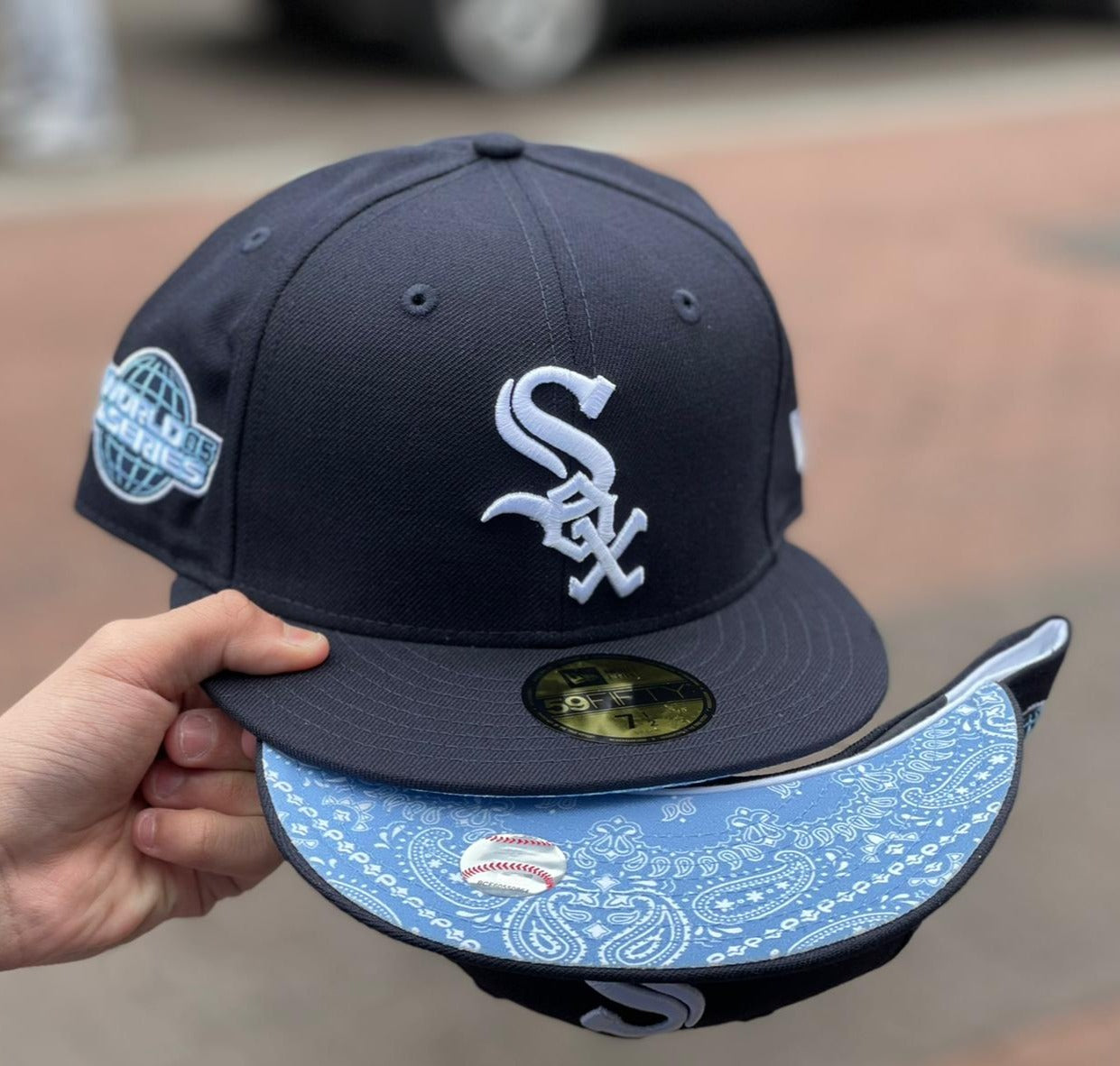 white sox fitted blue brim