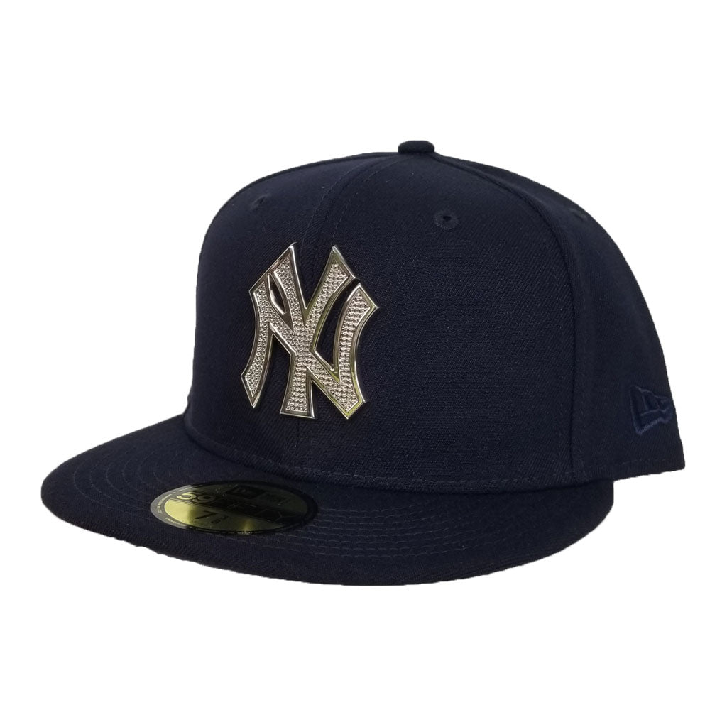 NEW ERA NEW YORK YANKEES SILVER METAL BADGE... – Exclusive Fitted Inc.