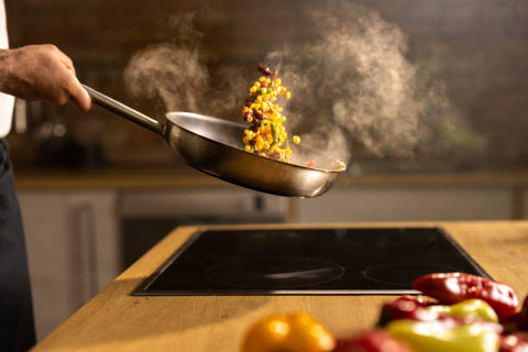 Stir-Frying: Quick and Nutrient-Preserving