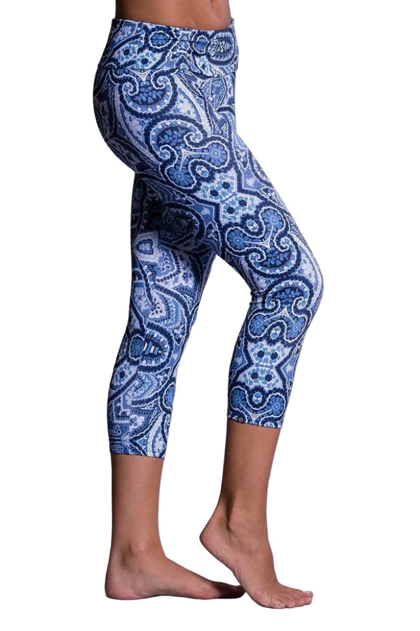 Onzie Hot Yoga Capri 202