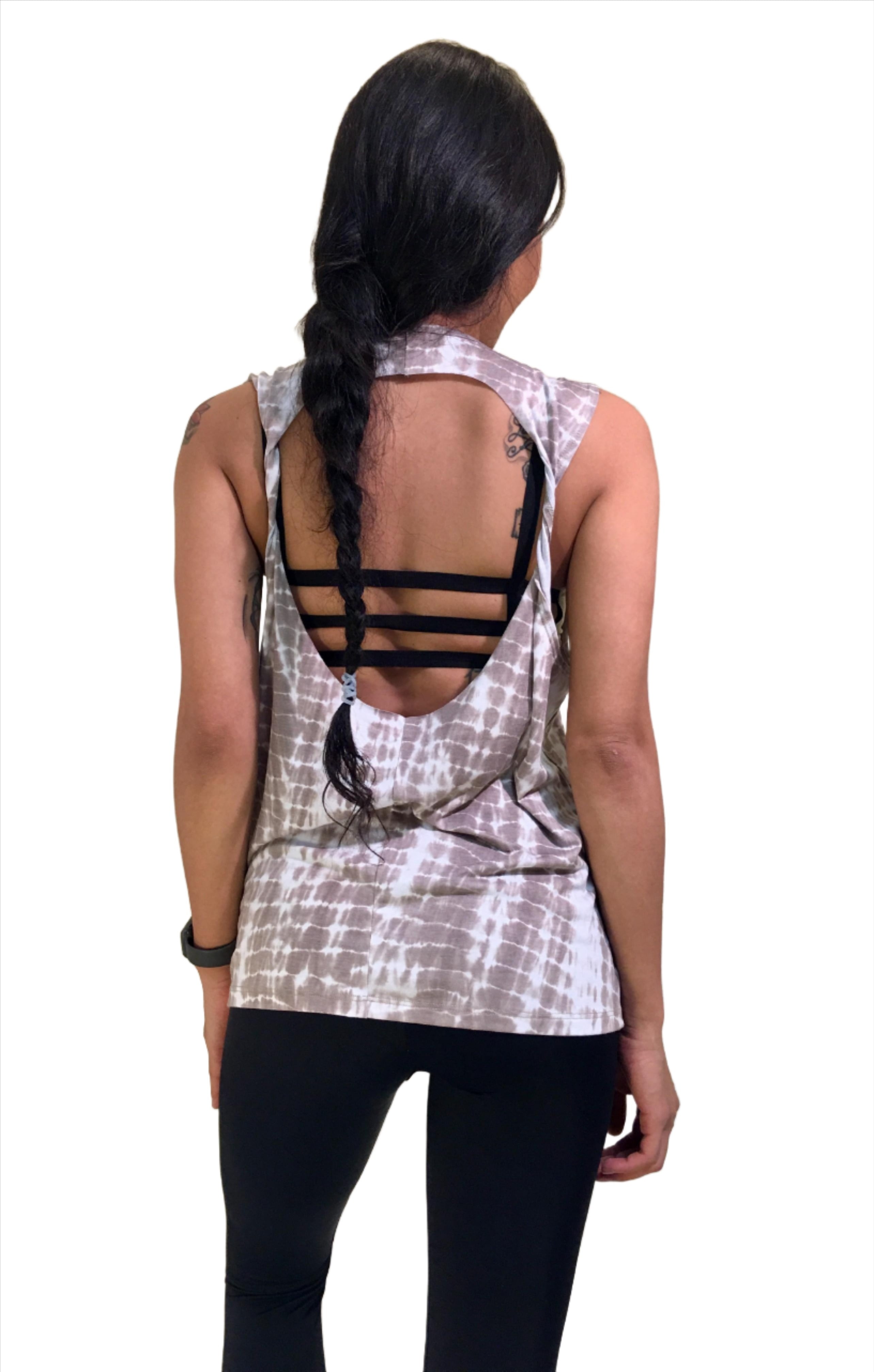 Onzie Twist Back Top – Dust