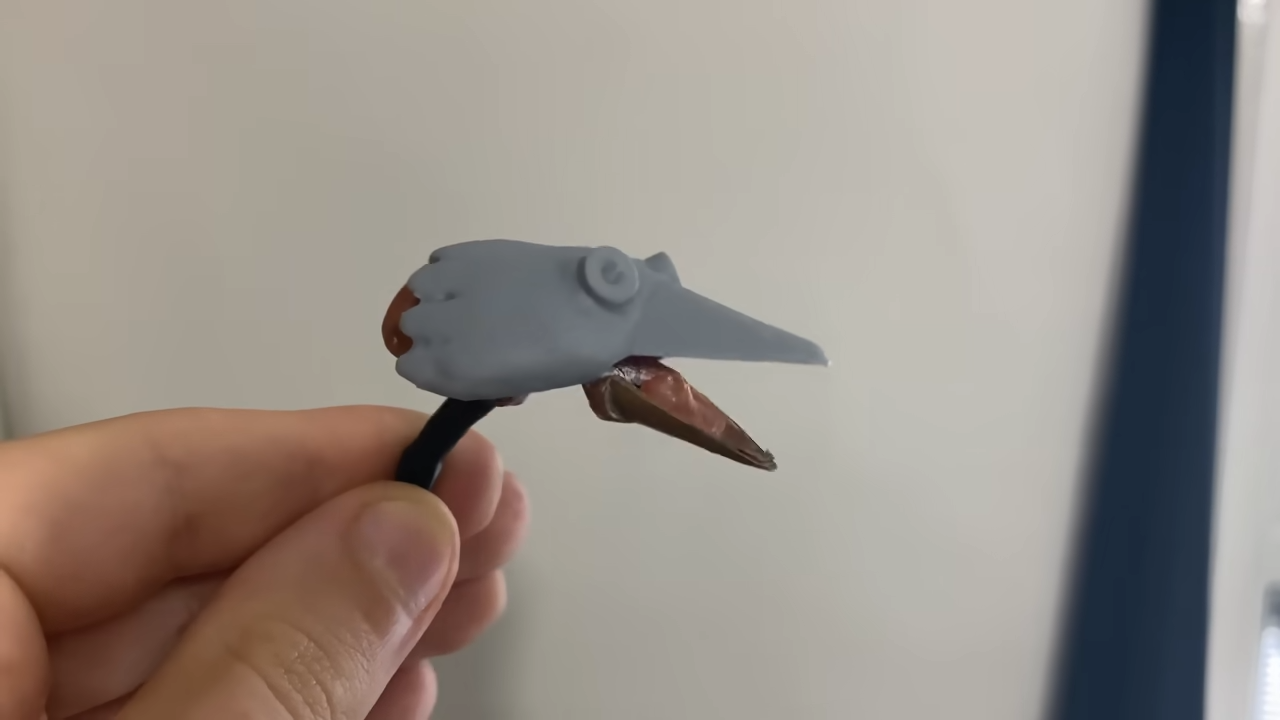 Dabchick's new 3d printed head on his old jaw
