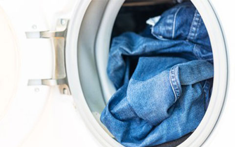 Wash- jeans -with- similar -colors