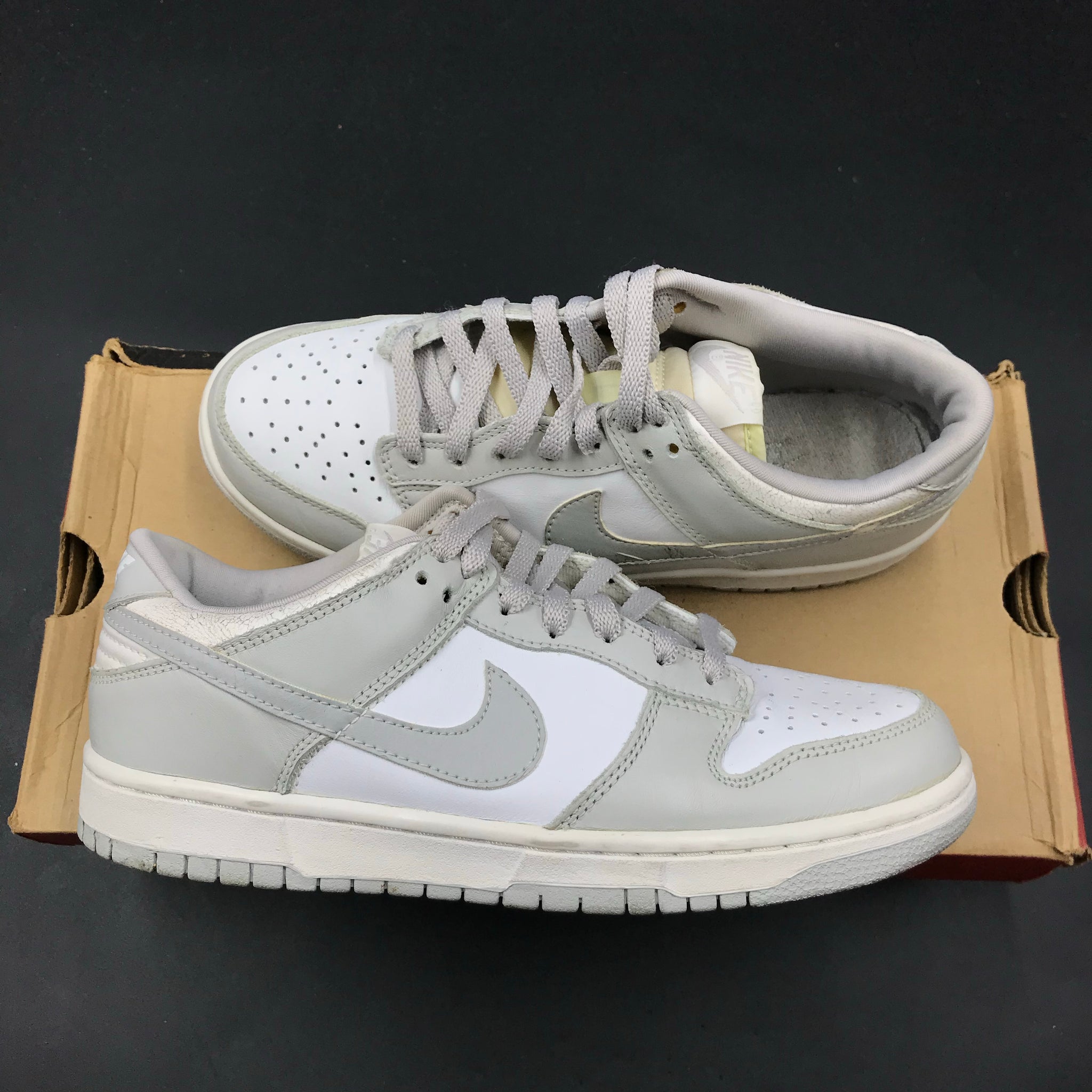 dunk low white light zen grey