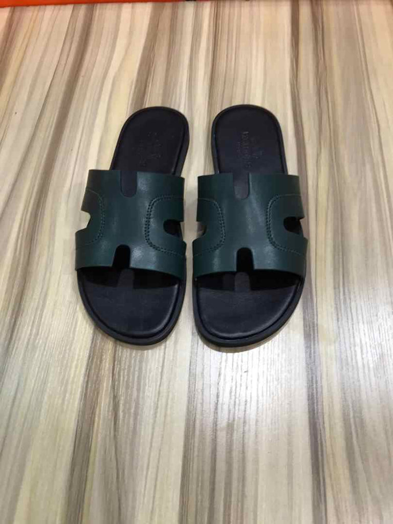 hermes slippers black