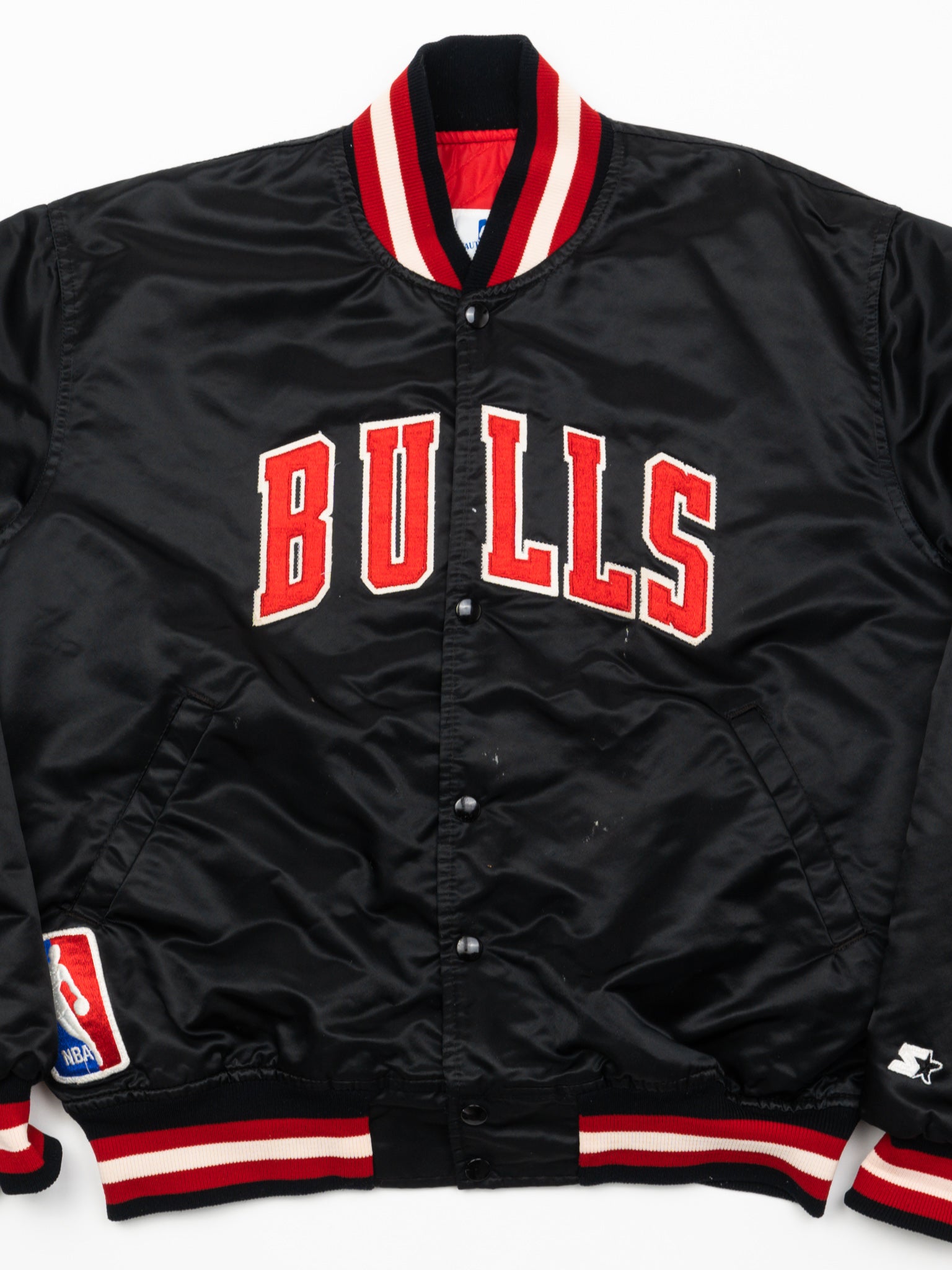 Vintage Black Bulls NBA x Starter Satin Bomber (L) – Rebalance Vintage