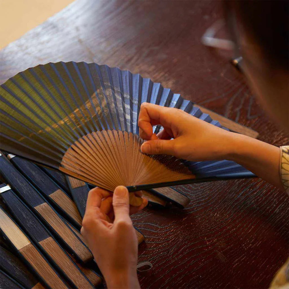 Making a kyp sensu Japanese hand fan