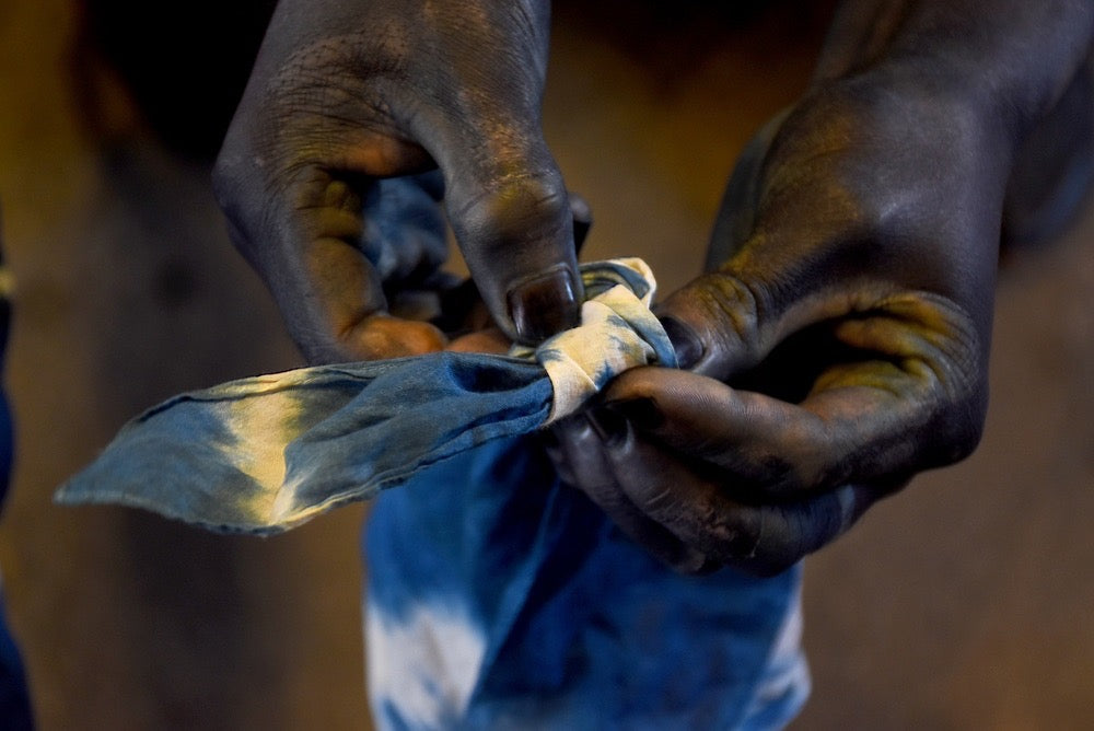 aizome japanese indigo dyeing hands