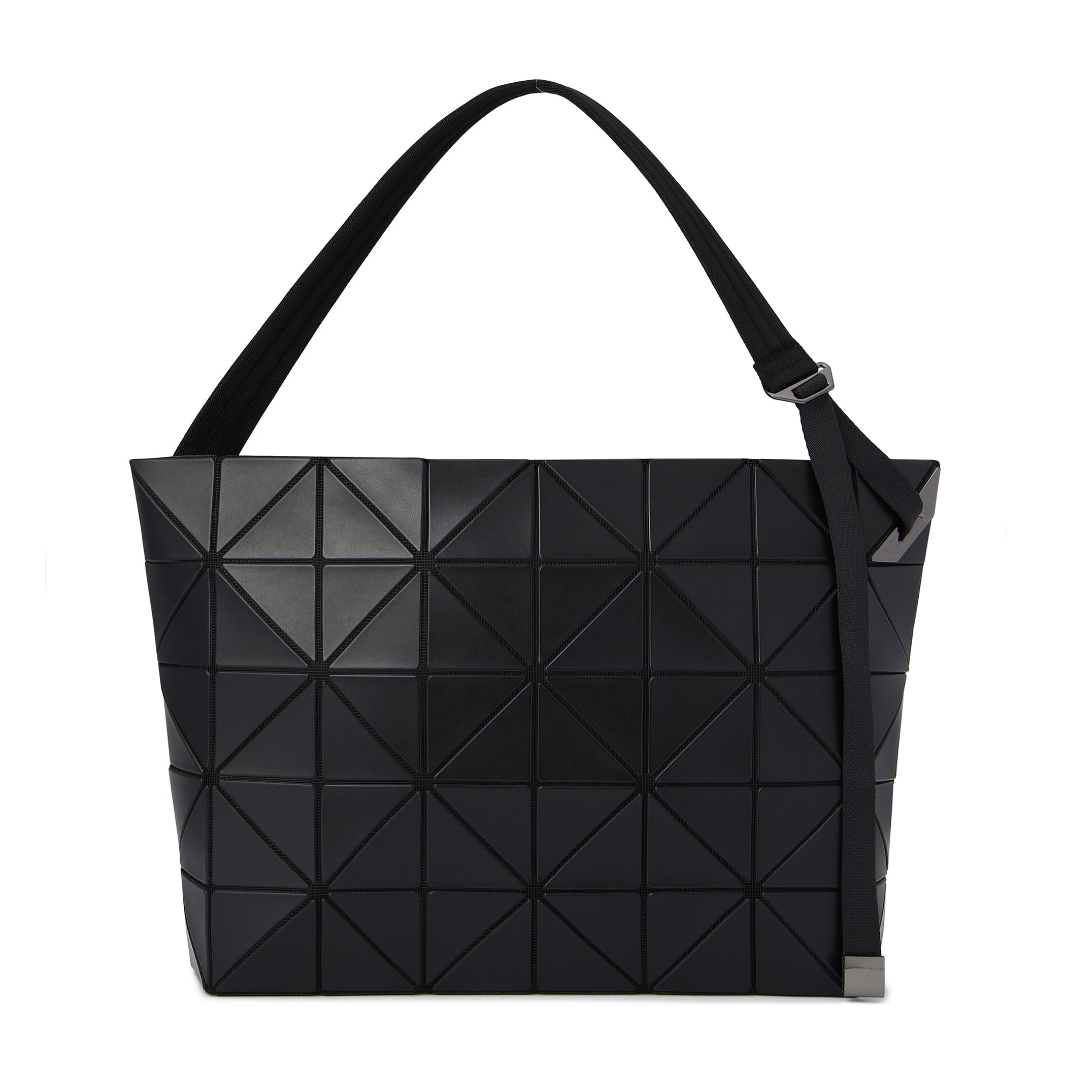 BLOCKY Shoulder Bag Matte Black | ISSEY MIYAKE ONLINE STORE UK