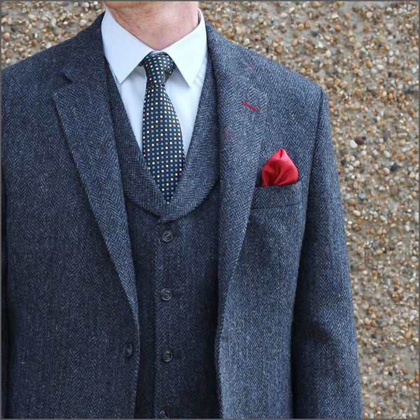 Harris Tweed Dark Blue Herringbone 3pc Suit^^ | cwmenswear
