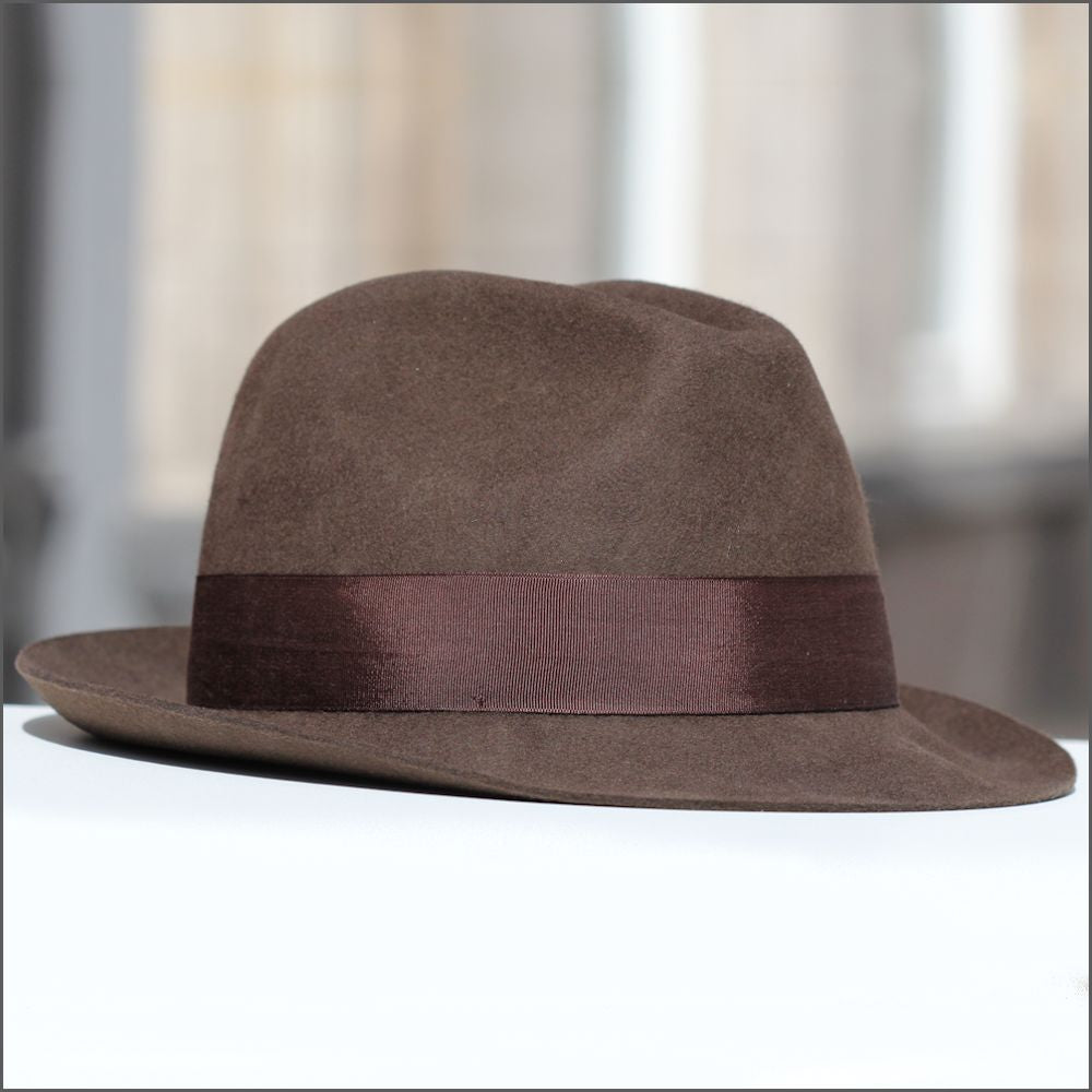 Chester Brown Hat+