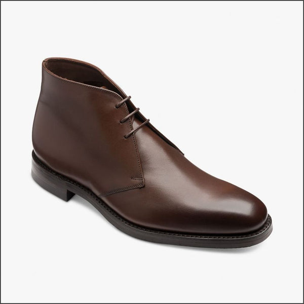 Loake Pimlico Dark Brown Calf Premium Chukka Boot> | cwmenswear