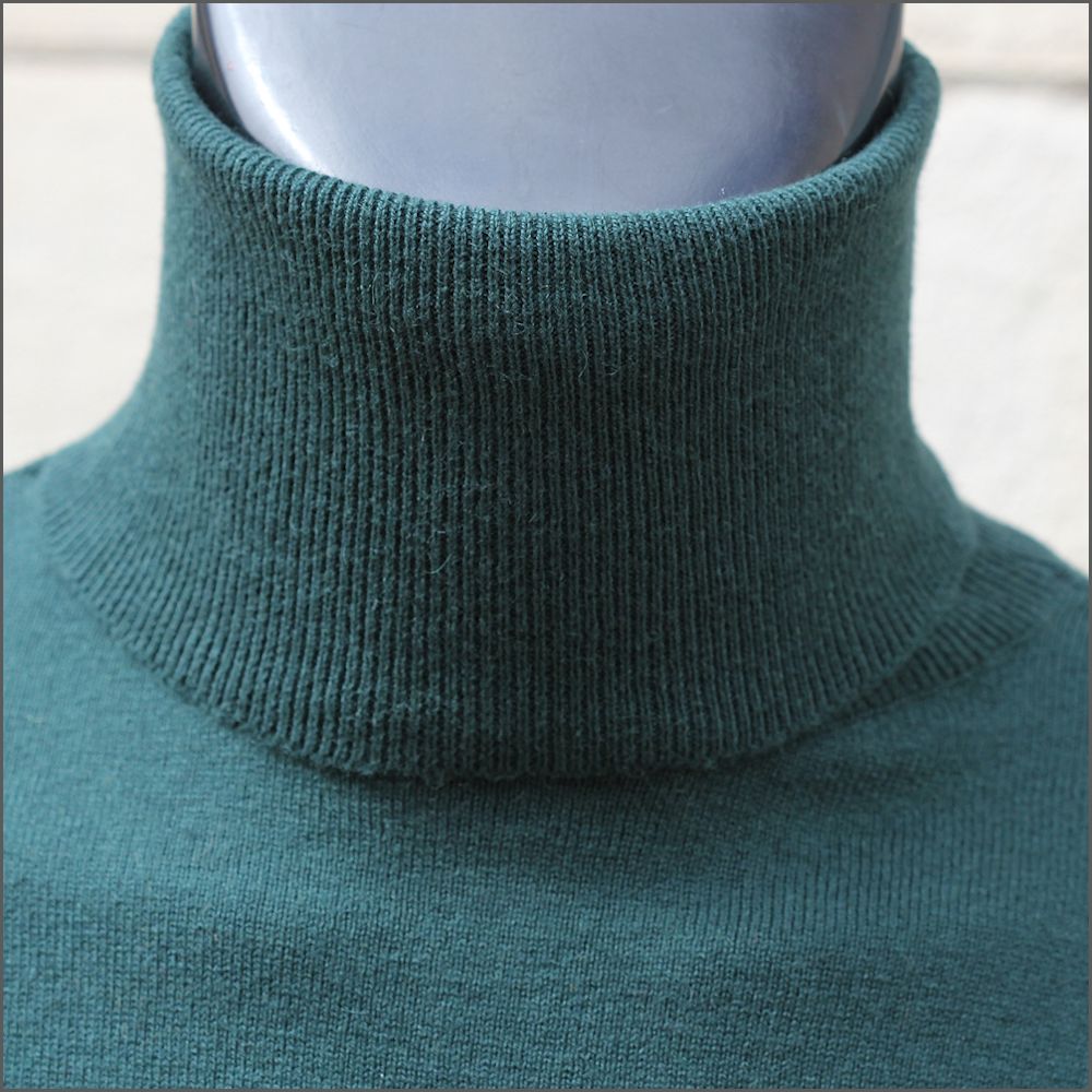 Tootal Green Wool Blend Roll Neck.