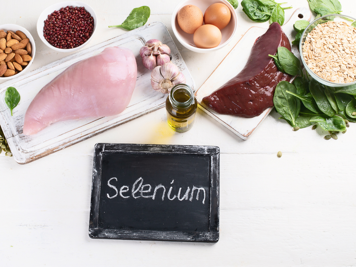 A table of selenium rich foods such as liver, poultry and eggs, next to a sign which reads selenium.