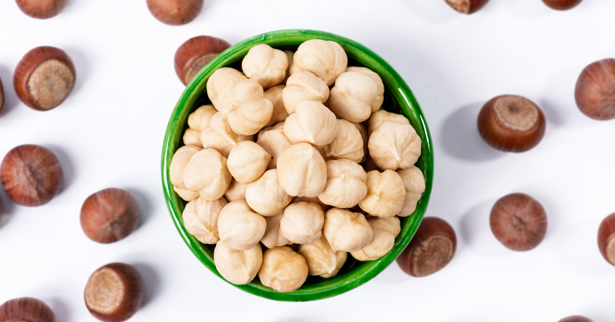 what's the difference between raw and roasted hazelnuts