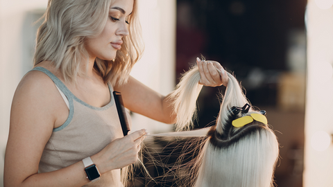 Czym jest keratynowe przedłużanie włosów?