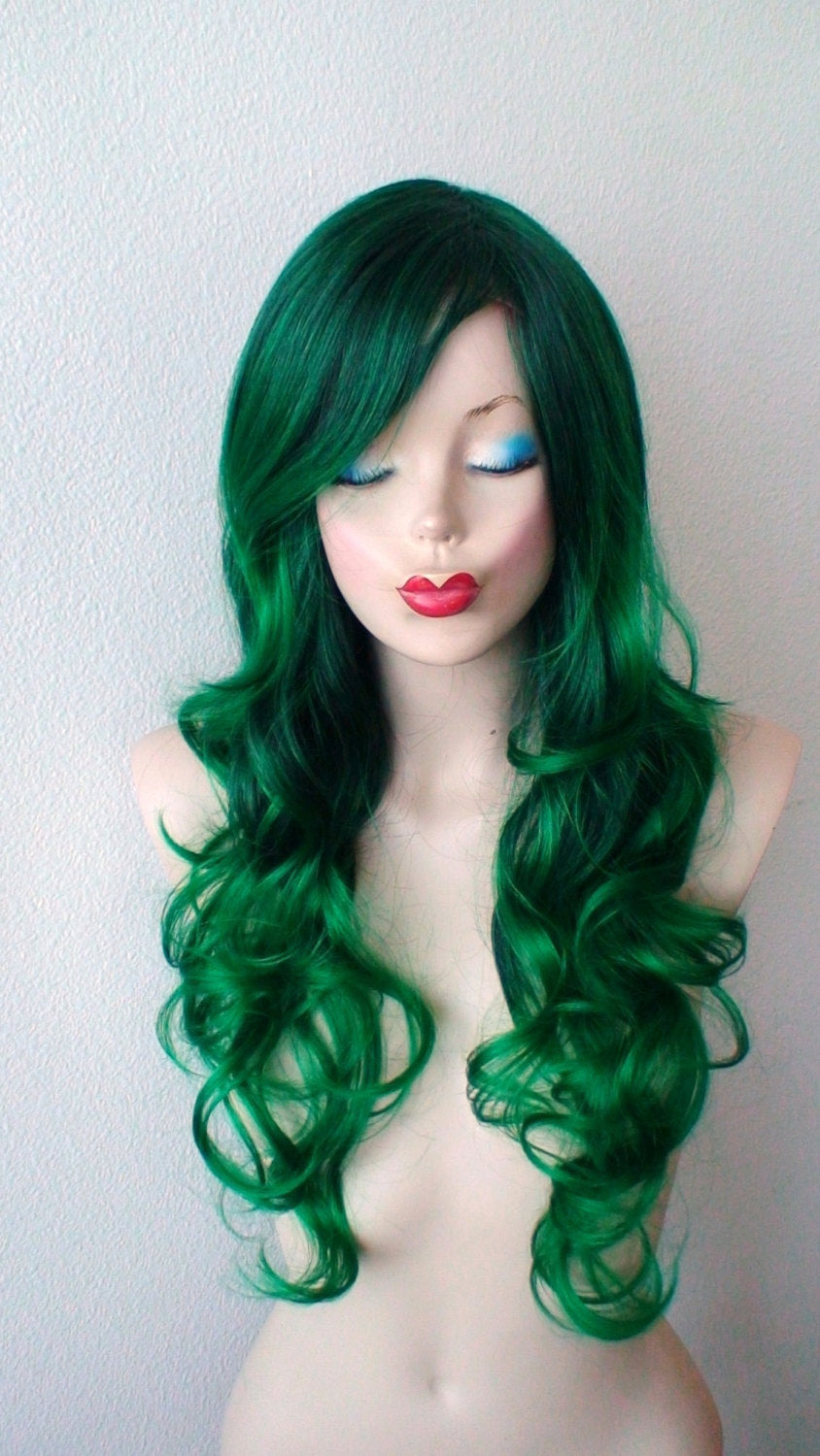 Stunning Dark Green Hair Ideas For A New Appearance