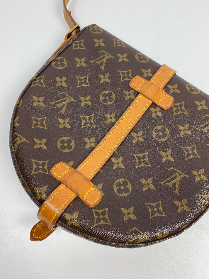 Louis Vuitton Vintage Leather Monogram Crossbody Saddle Bag – Designer ...