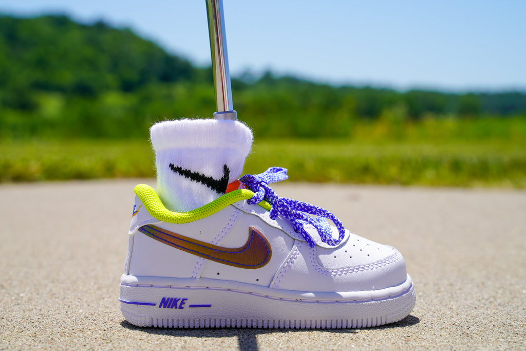 Nike Air Force 1 LV8 - Standing Sneaker Putter Cover [White / Blue