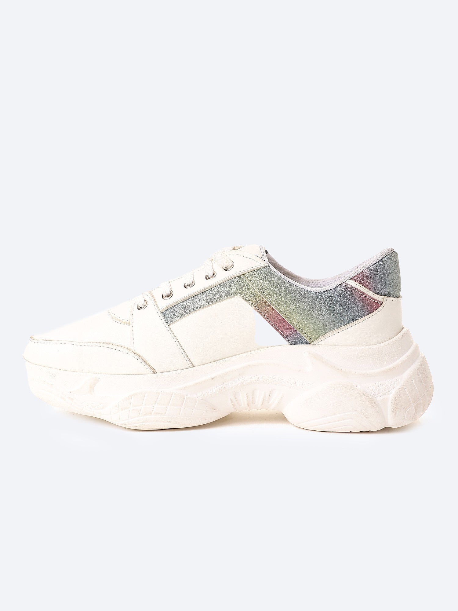Sneakers - Contrast Trims