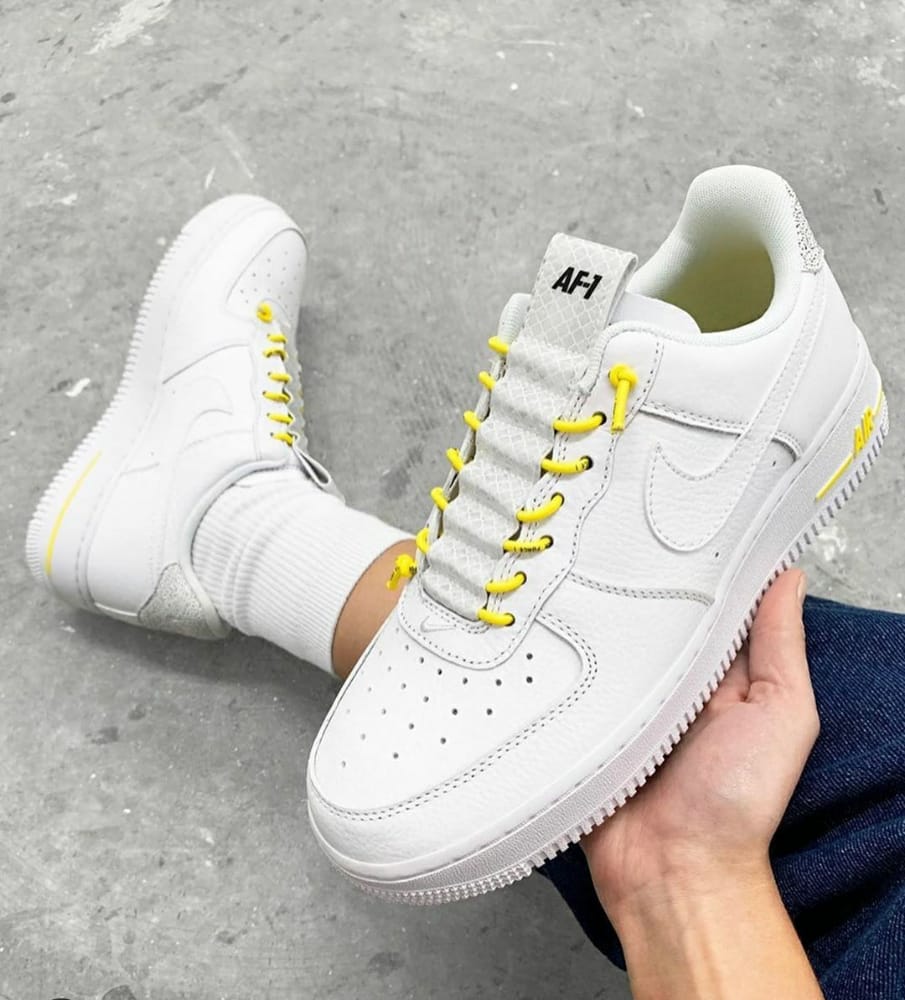 Форсы найк шнуровка. Шнуровка Nike Air Force 1. Найк Эйр Форс 1. Найк АИР Форс 1s. Шнуровка Nike Air Force 1 Low.