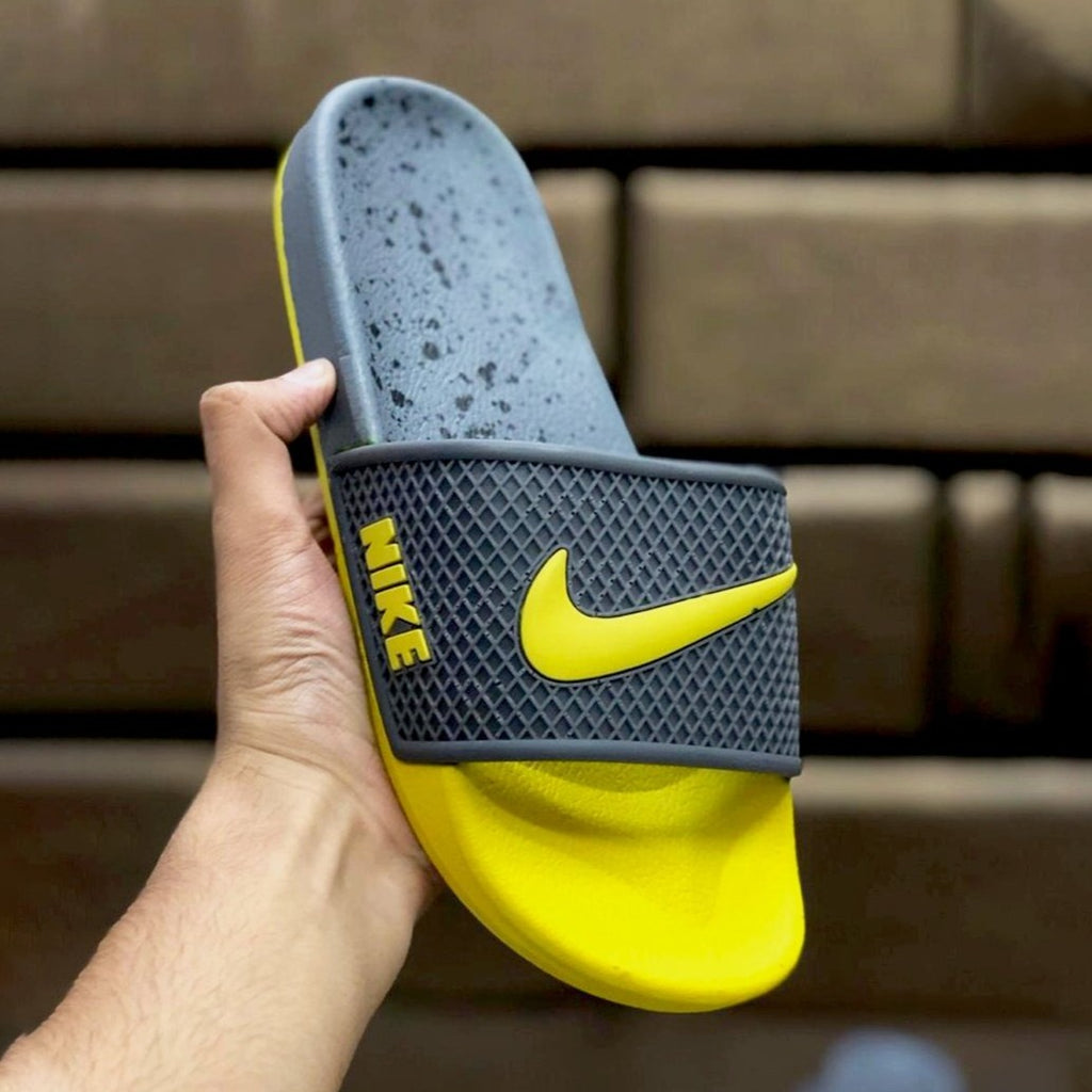 duplicate nike slippers