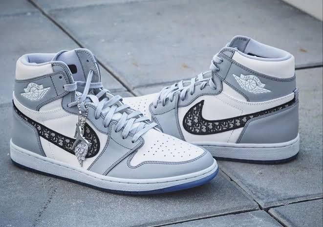 Buy first copy Nike Air Jordan Retro 1 