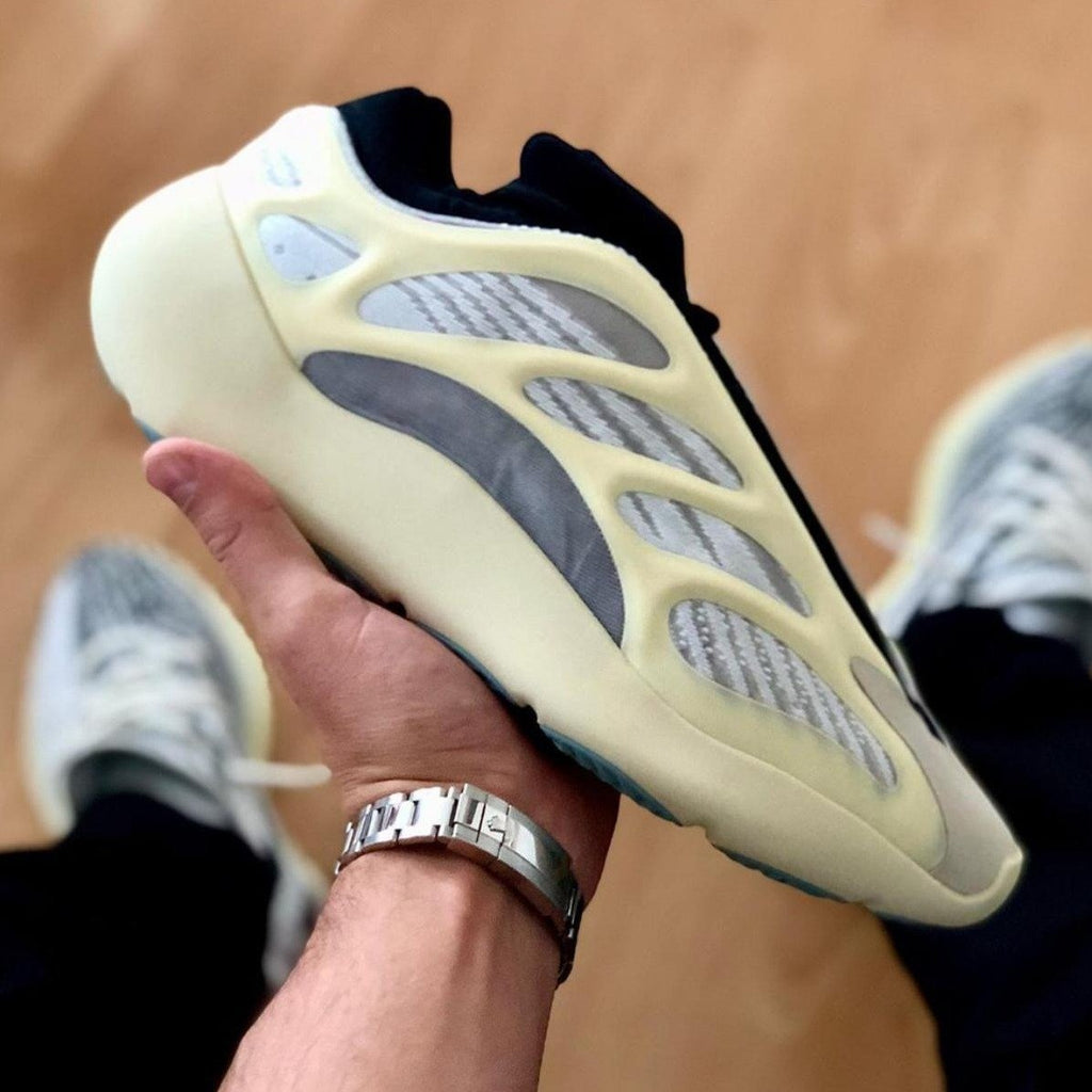 Buy first copy Adidas Yeezy Boost 700 