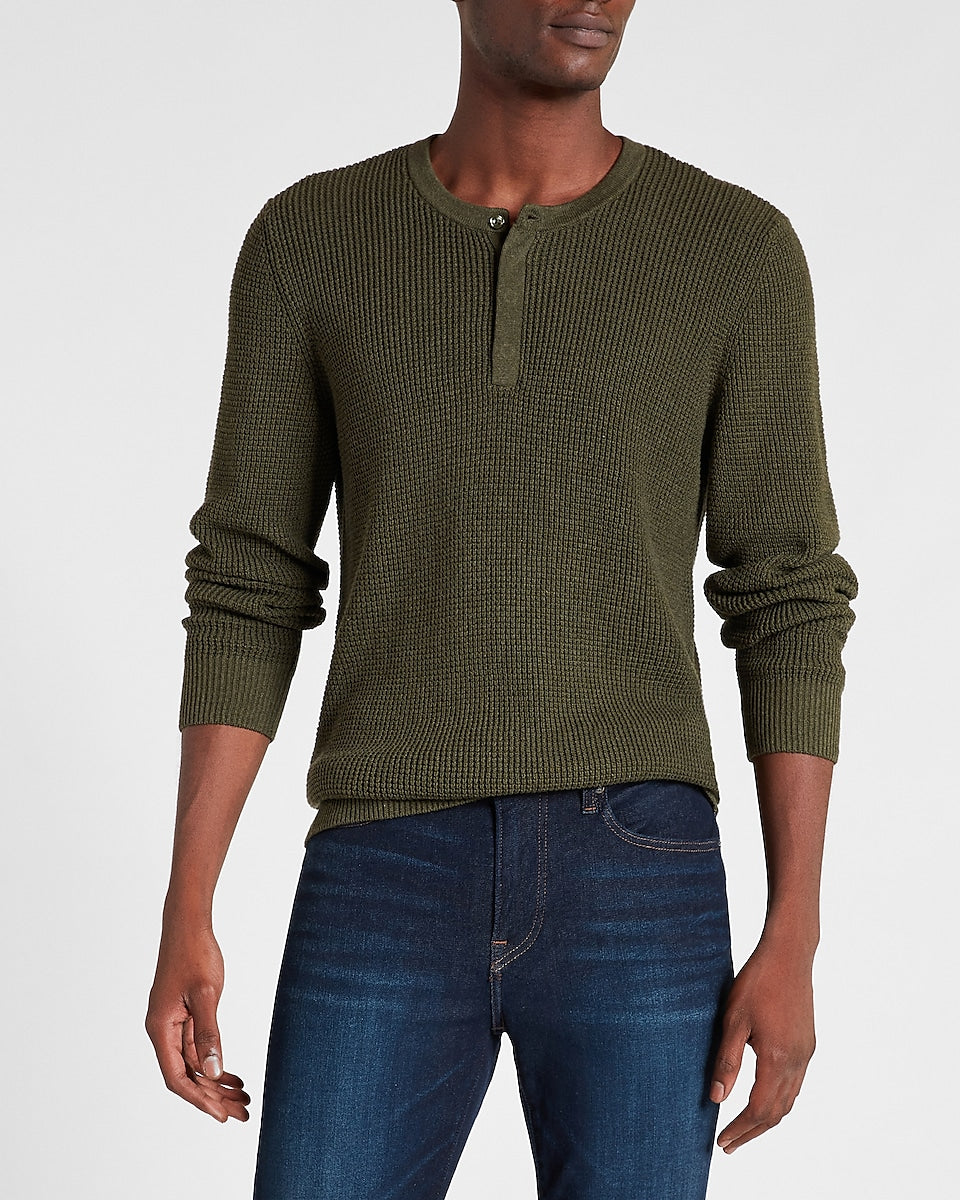 Express Men, Solid Waffle Knit Henley Sweater in Olive Green