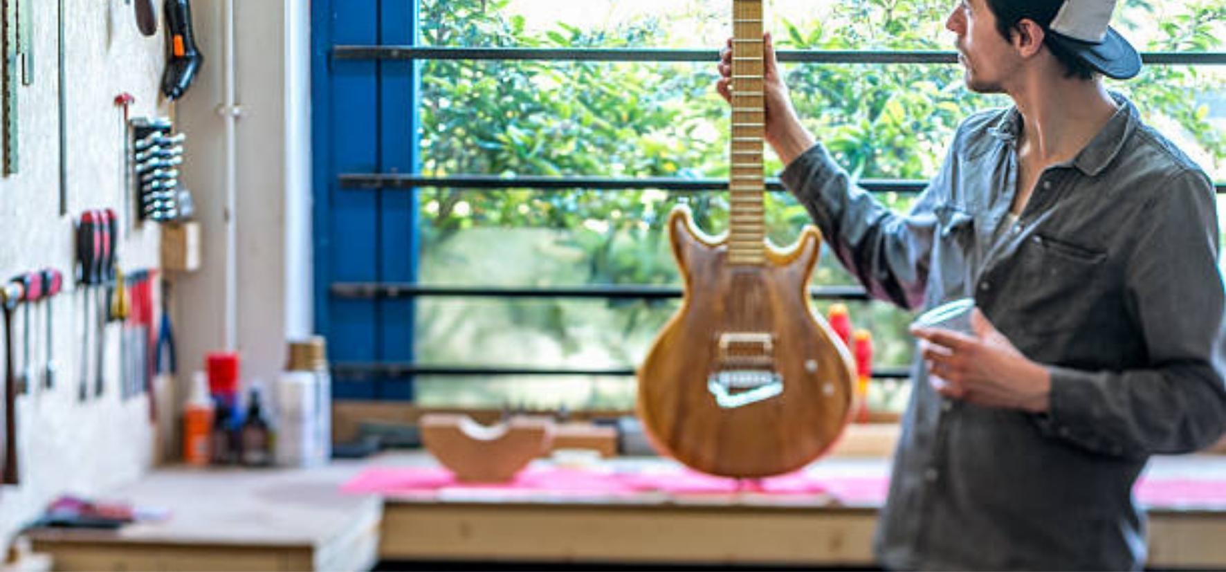 fabricante de guitarras