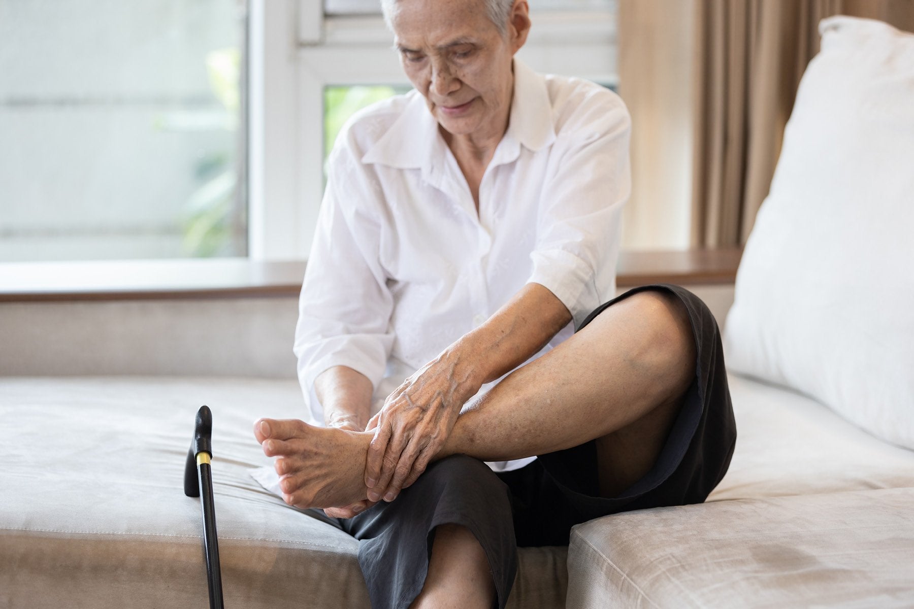 Foot Massager for Foot Pain in Elderly | Cloud Massage