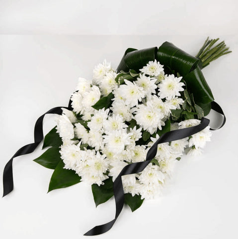 2. Omagiile funerare - buchet funerar crizanteme albe