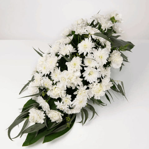 2. omagiu funerar - aranjament crinzateme albe