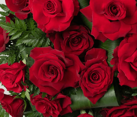 2 omagiu funerar - trandafiri rosii