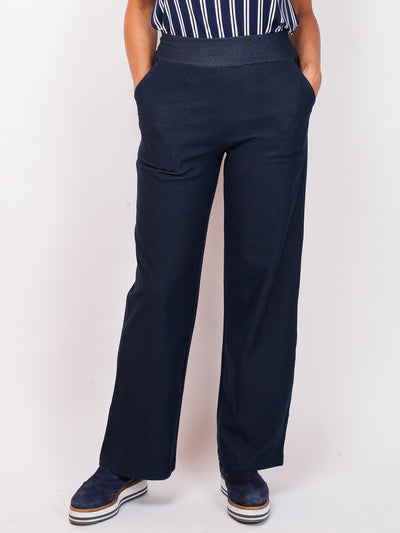 Kim & Co. Deluxe Denim Knit Narrow Leg Pant With Pockets