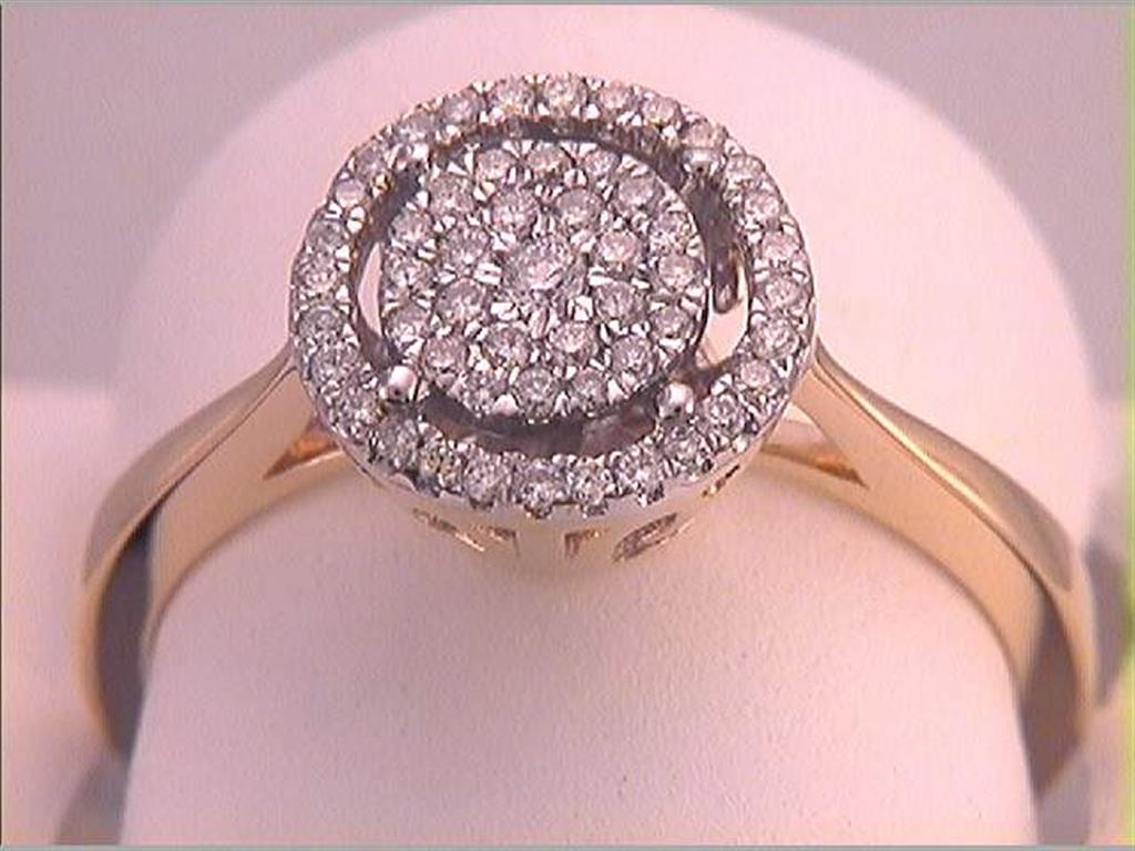 1/4CTW-Diamond SOLISTAR RING