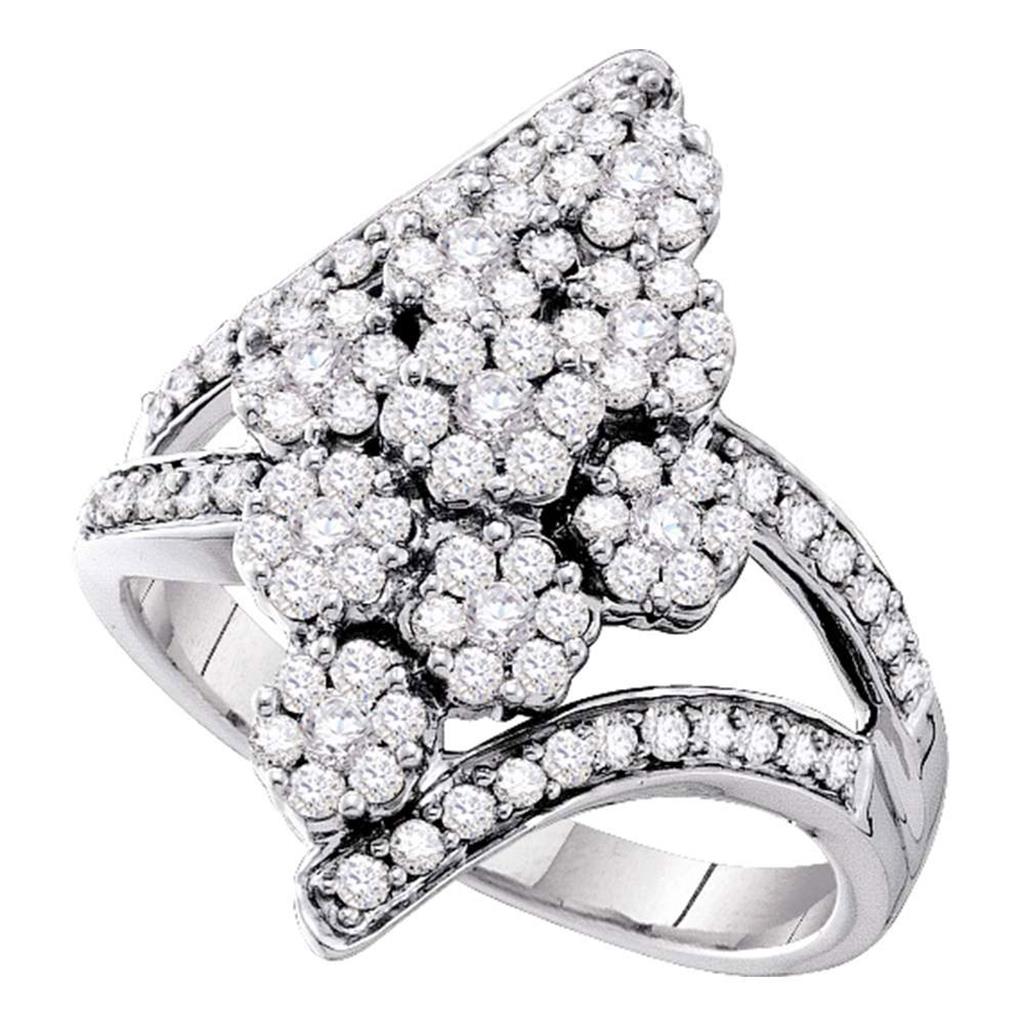 1 CTW-Diamond FLOWER RING