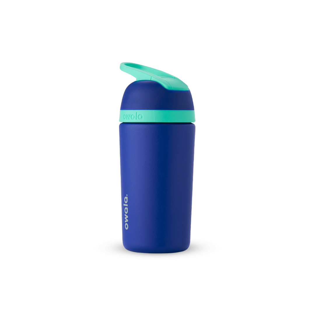 Say hi to the new 15 oz BPA-free Plastic Kids Tumbler! 👋 #owala